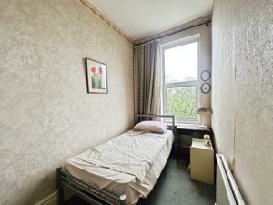 Bedroom 5- click for photo gallery